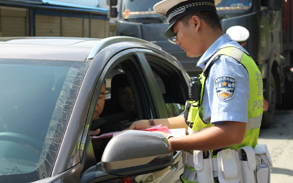交通违法大数据 10大违法行为及易违法路段 看看你中招了吗？