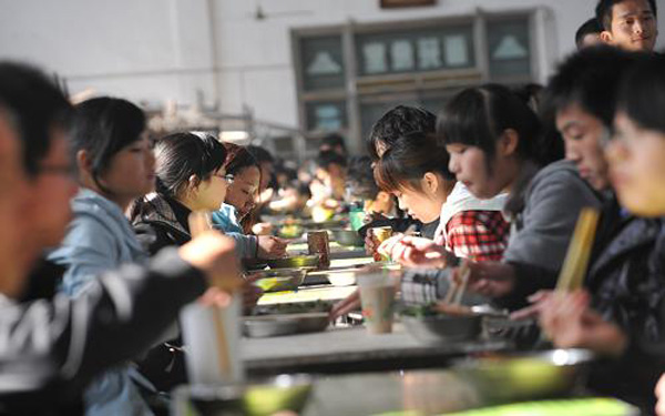 南理工给贫困生发伙食补贴用上大数据