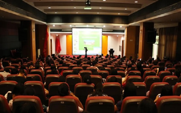 仲恺农业工程学院陈潭教授谈迈向大数据时代的政府治理