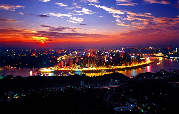 重庆将建生态环境监测大数据平台