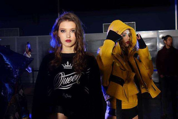 《AI+时尚：中国95后流行色报告》揭示流行色趋势：“95后”偏爱黑色