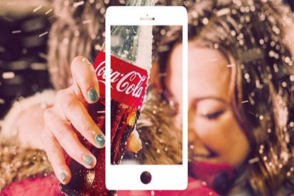 可口可乐公司打算用人工智能机器人来制作广告