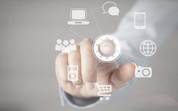 李彦宏：人脸识别防儿童走失 大数据调节交通信号