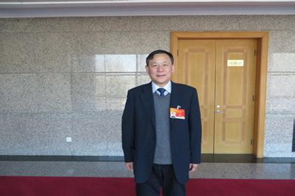 政协委员王福强：加快教育信息化建设 大数据助力教育