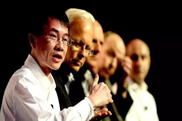 百度：陆奇上任百度的50多天，连烧六把火