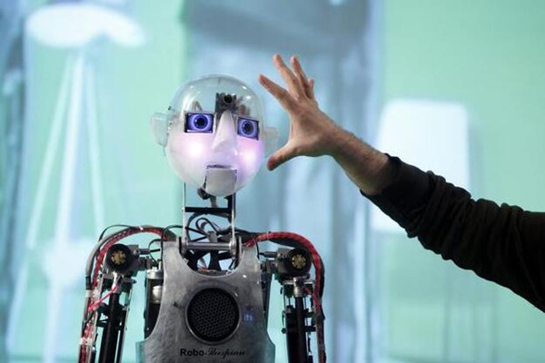 大数据揭秘：AI工程师真的能拿到百万年薪吗？