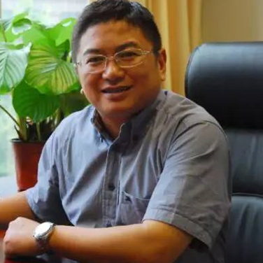 吴余龙