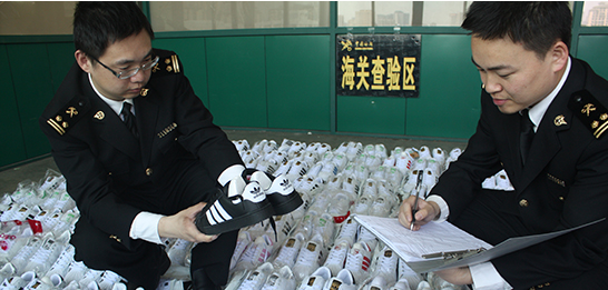 大数据揪出假“阿迪”  背后牵扯跨境电商“幕后黑手”-图片1