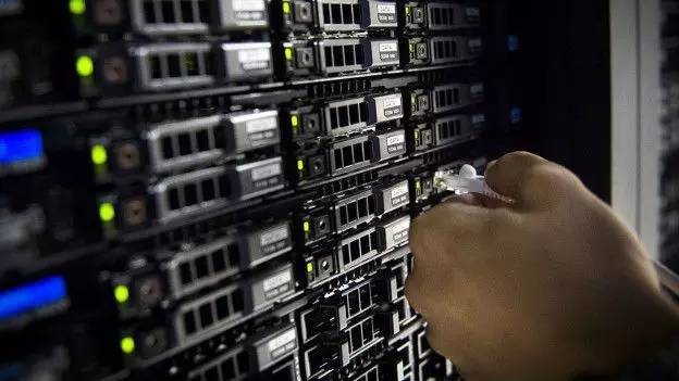 大数据;近因偏差;数据分析 大数据;近因偏差;数据分析