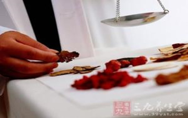 大数据帮忙 为中医药现代化打开“机遇之窗”