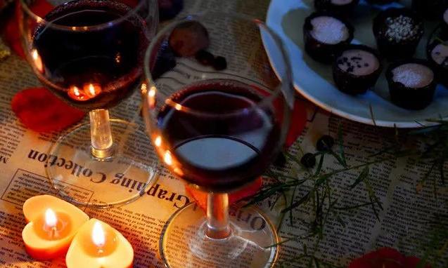 大数据揭秘情人节消费，进口美妆产品销量增逾七成！