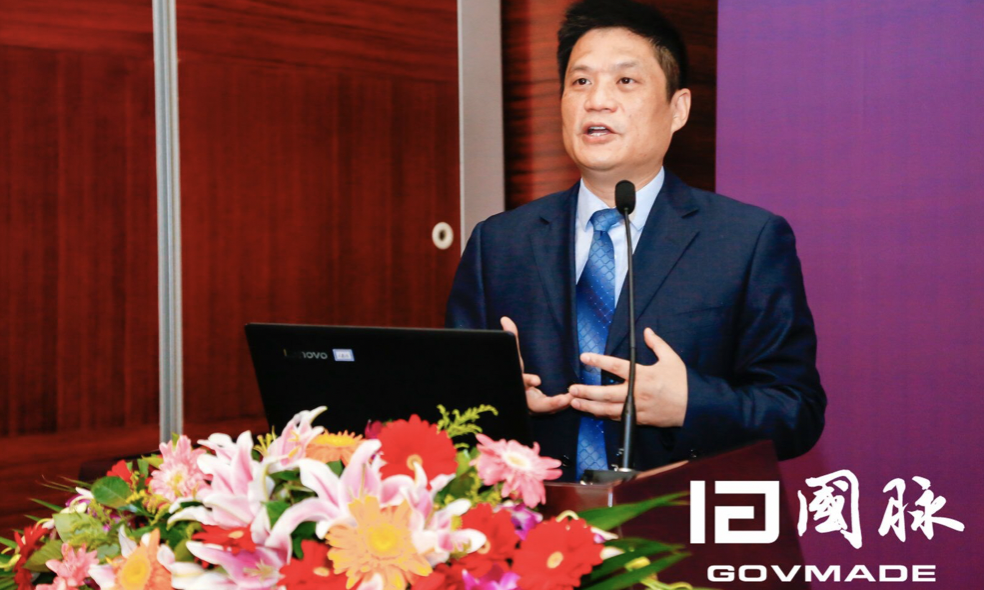 杨冰之：人类组织协作的数据实践