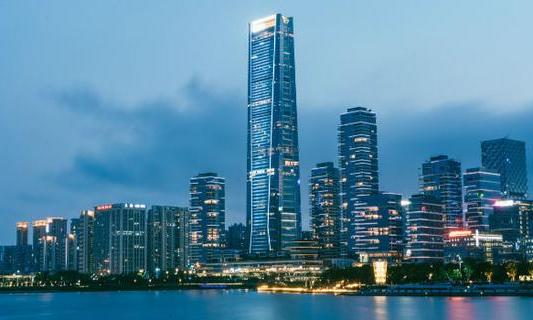 新形势下数字经济的发展机遇与策略